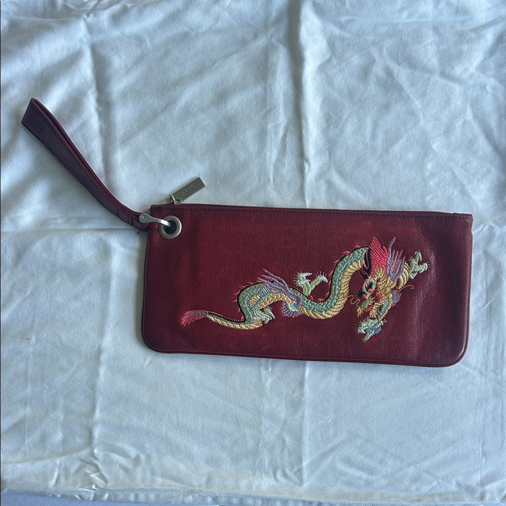 RARE HOBO INTERNATIONAL RED LEATHER DRAGON WRISTLET CLUTCH VINTAGE